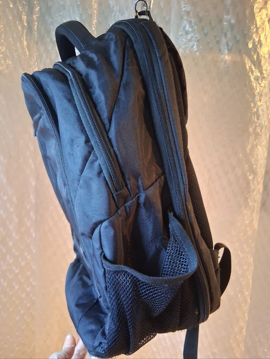 Samsonite Computer/Tablet Black Backpack - Picture 4 of 14